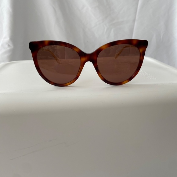 GUCCI Cat Eye Havana White Crystal Brown 54 mm Women\'s Sunglasses - NWT